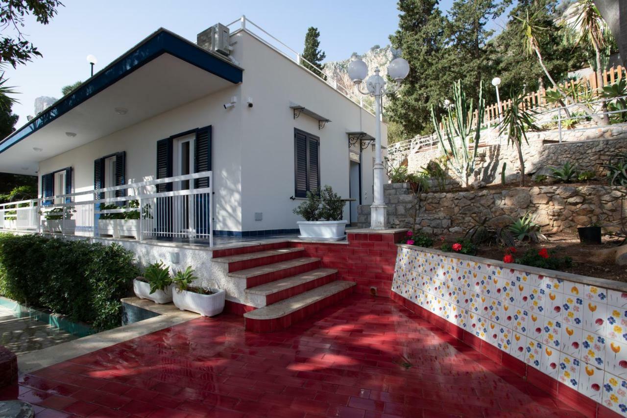 Villa Aurora Mondello Addaura Exterior photo
