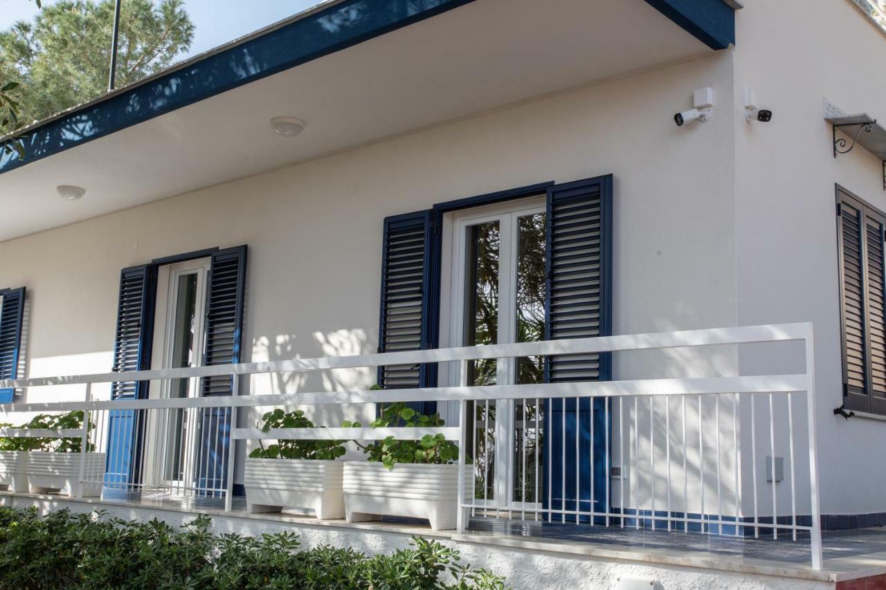 Villa Aurora Mondello Addaura Exterior photo