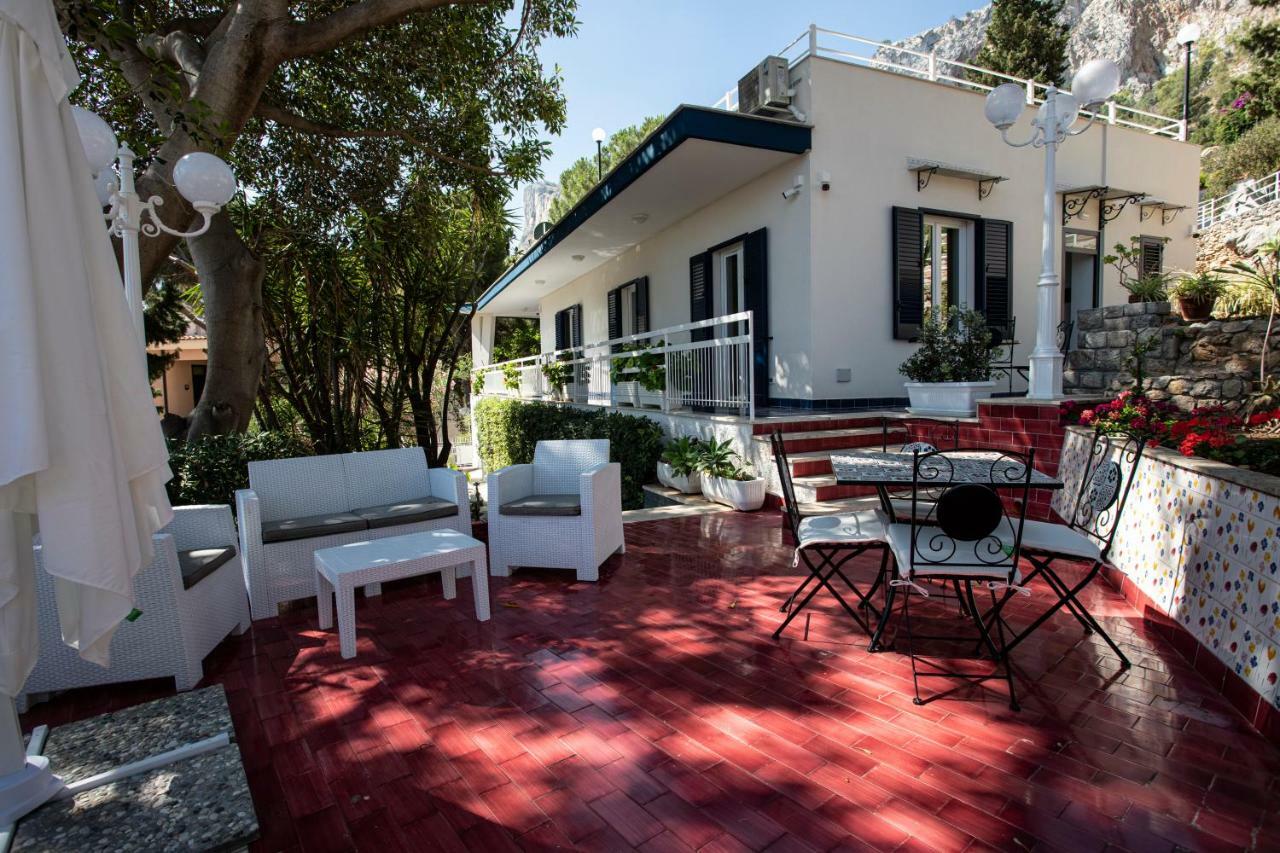 Villa Aurora Mondello Addaura Exterior photo