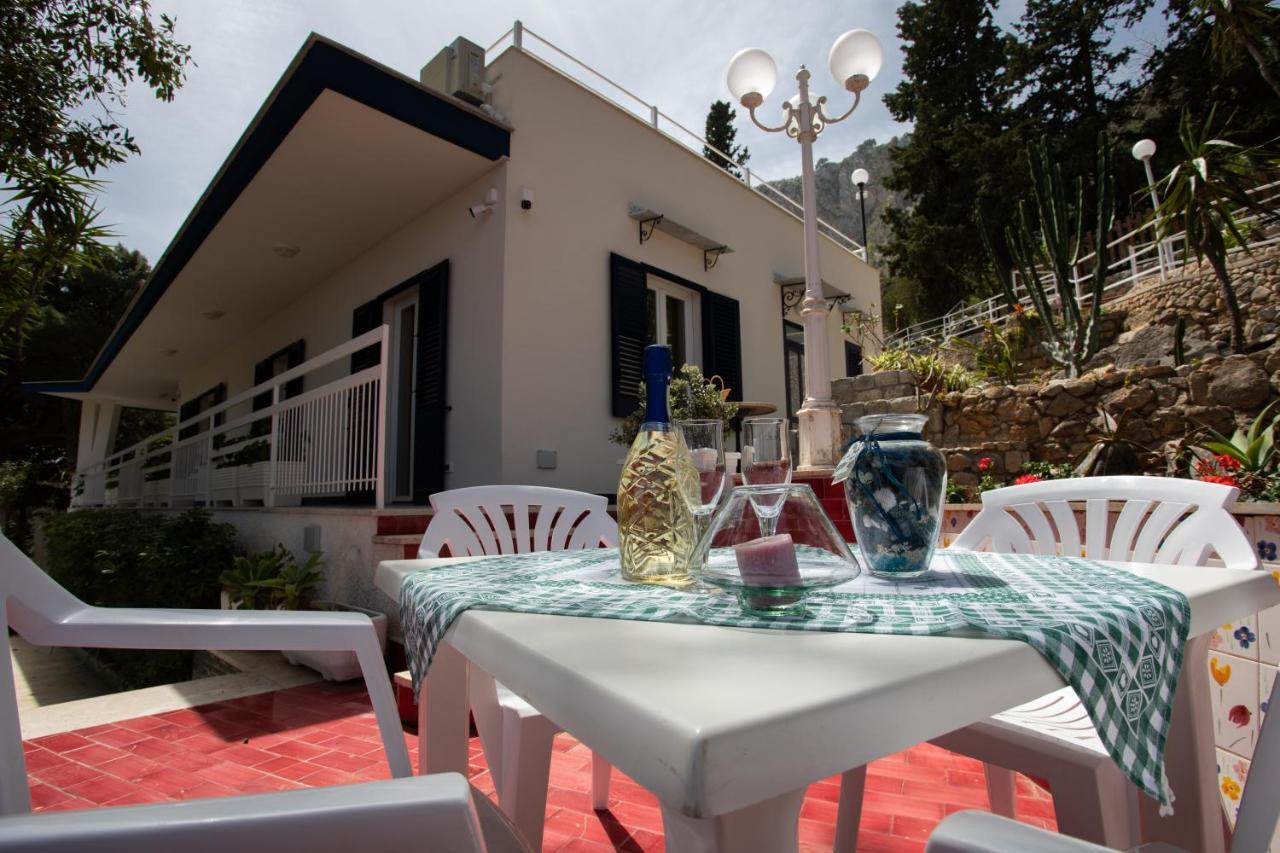 Villa Aurora Mondello Addaura Exterior photo